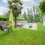 1 Bedroom Lovely In Jean Du Bruel Saint-Jean-du-Bruel