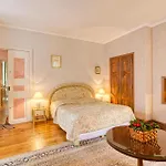 Cozy In Jean Du Bruel Lägenhet