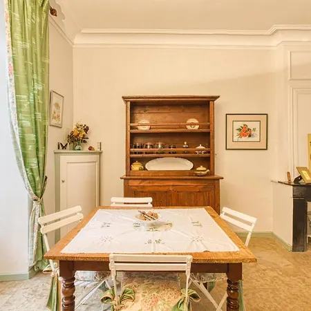 Cozy In Jean Du Bruel