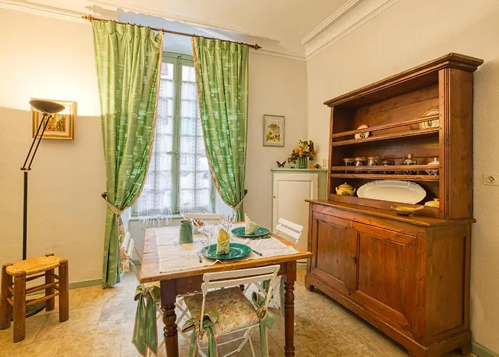 Cozy In Jean Du Bruel דירה *