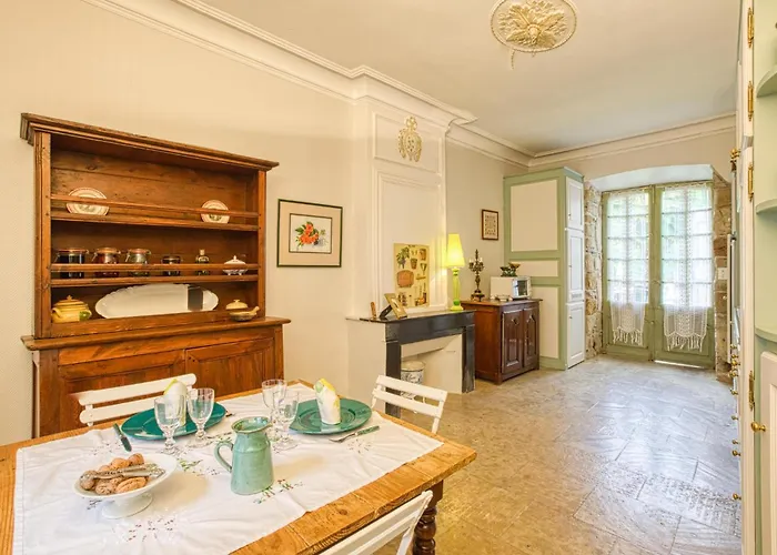 Cozy In Jean Du Bruel דירה *